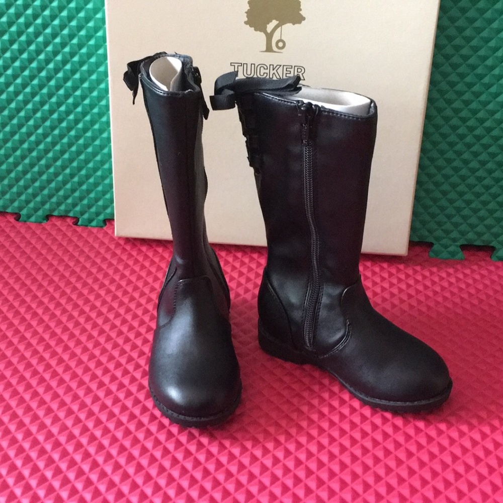 NEW Tucker+Tate Toddler Girl Boots Size 8.